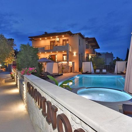 Sinodinos Deluxe Apartments Afytos Exteriér fotografie