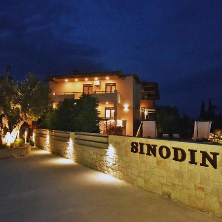 Sinodinos Deluxe Apartments Afytos Exteriér fotografie