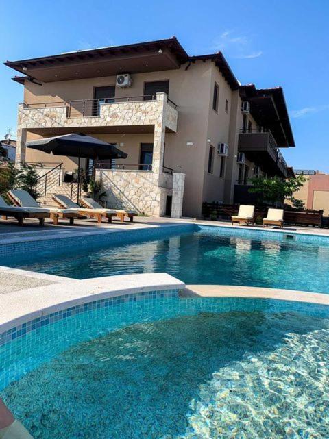 Sinodinos Deluxe Apartments Afytos Exteriér fotografie
