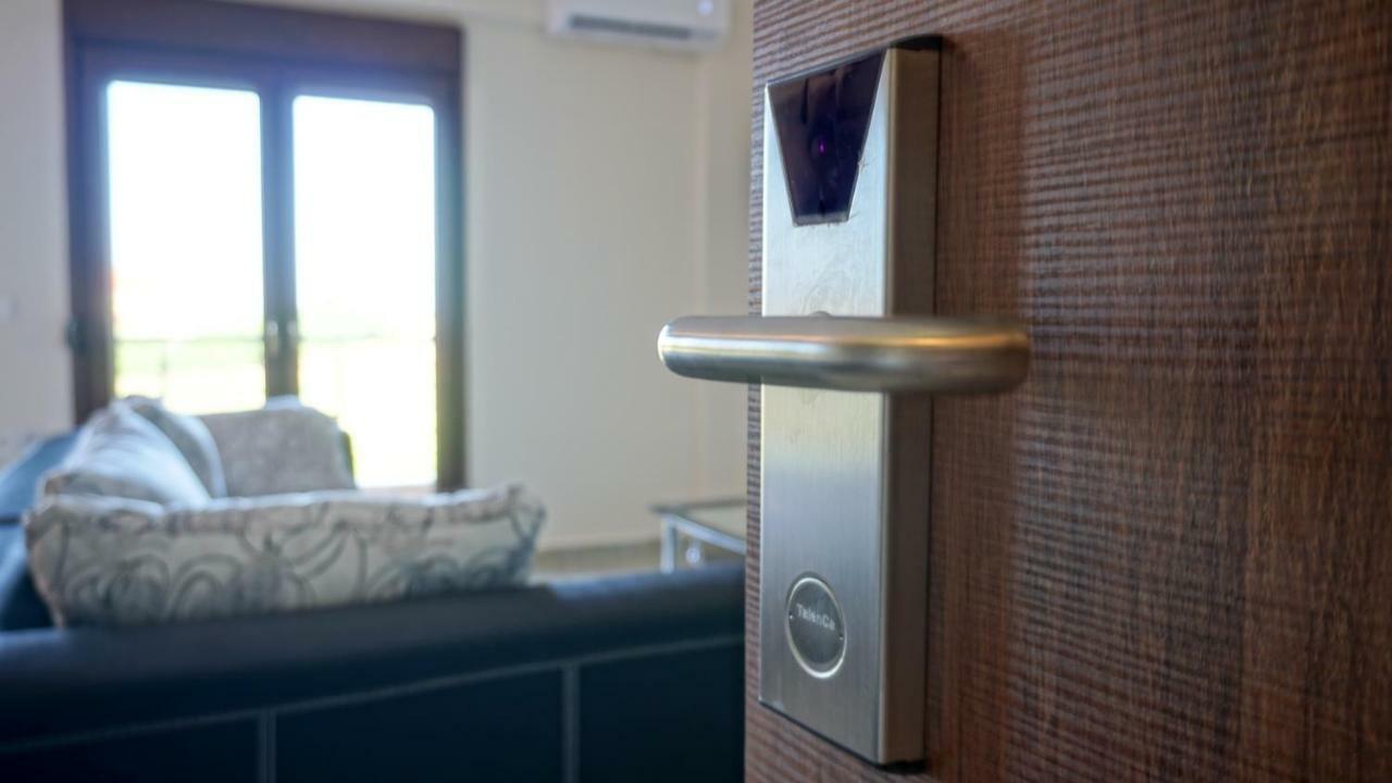 Sinodinos Deluxe Apartments Afytos Exteriér fotografie
