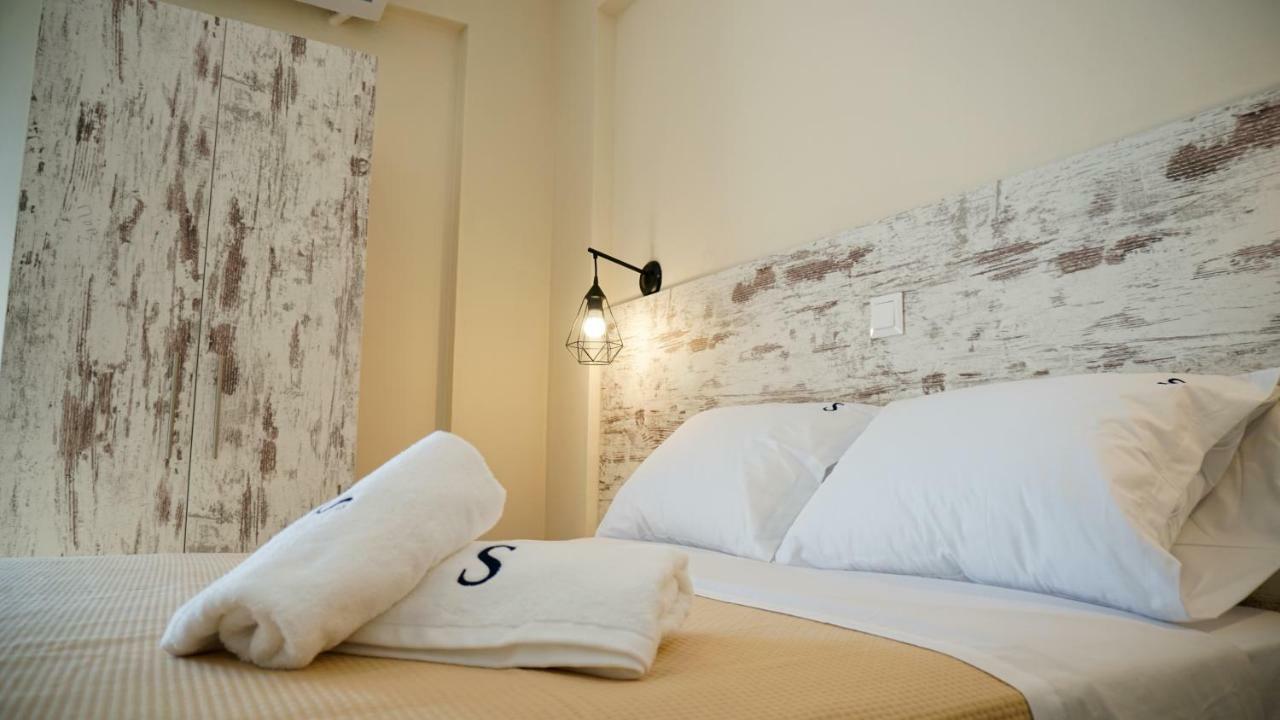 Sinodinos Deluxe Apartments Afytos Exteriér fotografie