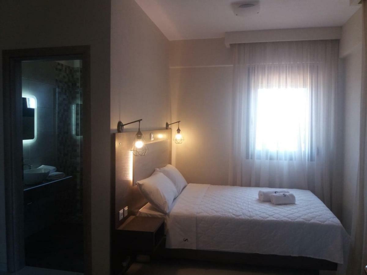 Sinodinos Deluxe Apartments Afytos Exteriér fotografie